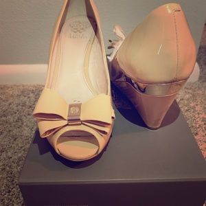 Vince Camputo open to wedge